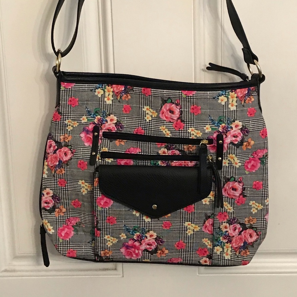 Bueno bag. Absolutely gorgeous!! New with tags